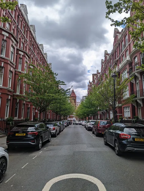 LVE - Hyde Park Mansions