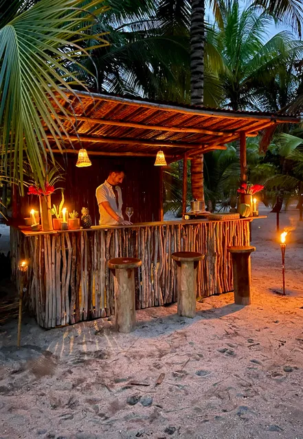 Manoush Beach - Eco Tents, Restaurant & Bar