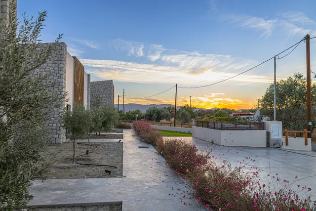 Haraki Luxury Villas