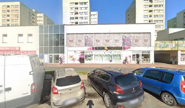 aleja Floriana Kobylińskiego 4