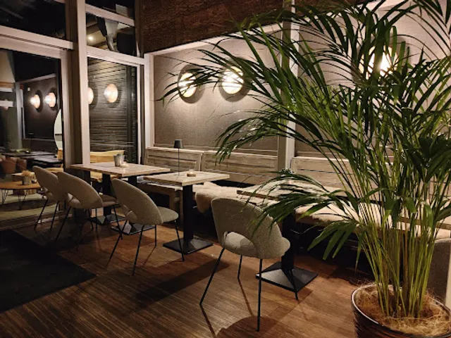 Beach Bistro - Fischbrötchen, Café, Kuchen