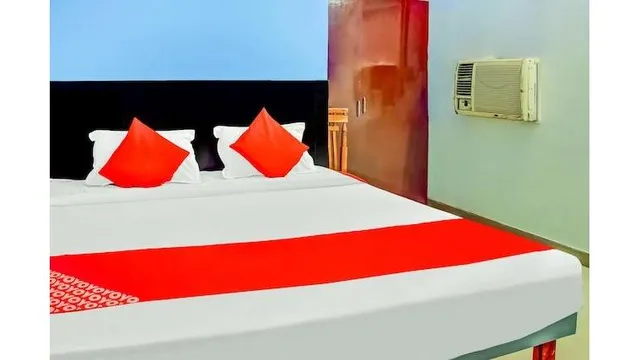 OYO 71300 Hotel Pragya