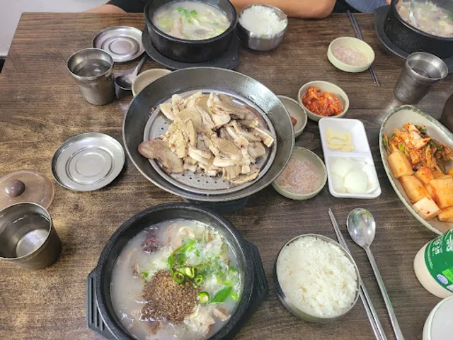 한돈순대국