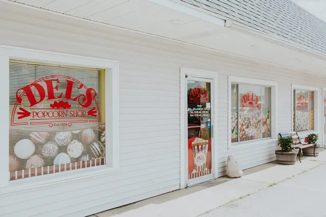 Del's Popcorn Shop