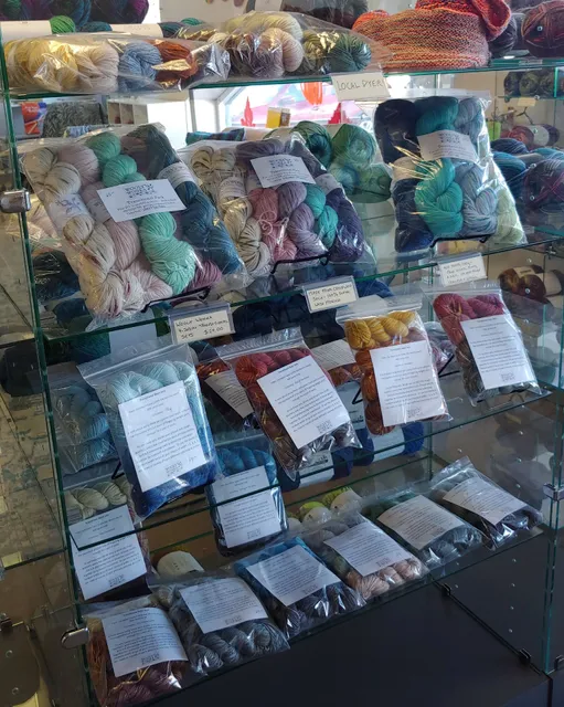 Close-Knit Yarn Co-op