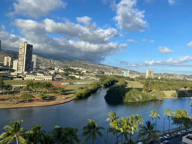 Coconut Waikiki Hotel