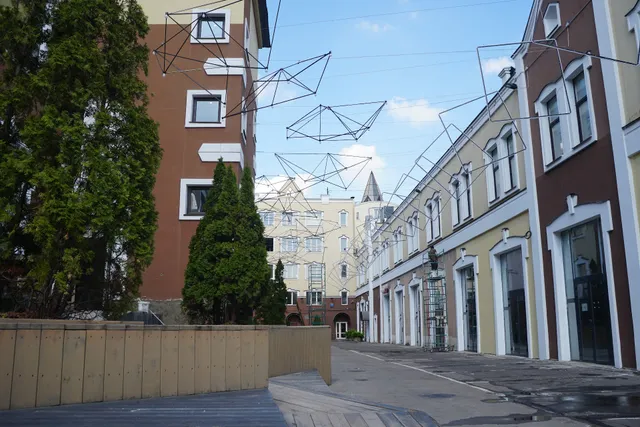 Точка Запятая апарт&коливинг