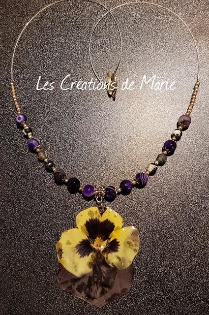 Les Créations de Marie - Bijoux Fantaisies - Création de bijoux sur mesure - Réparations - Fabrication artisanale