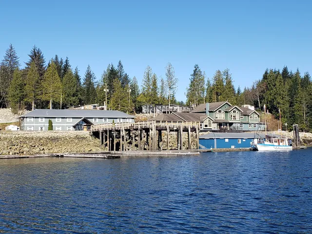 Shearwater, Fishing Lodge