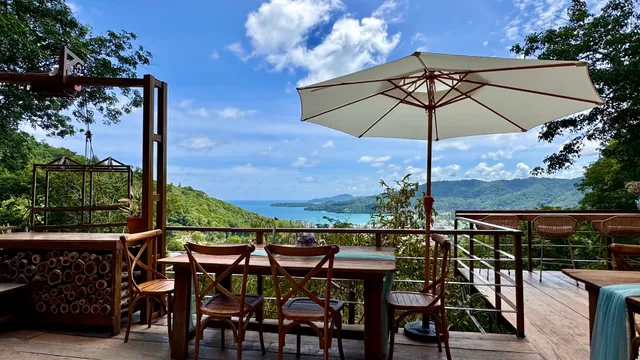 Baanrai I Talay Cafe Phuket