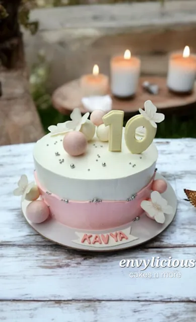 ENVYLICIOUS CAKES N MORE (home bakery, home baker model town, birthday cakes, best cakes, customised cakes)