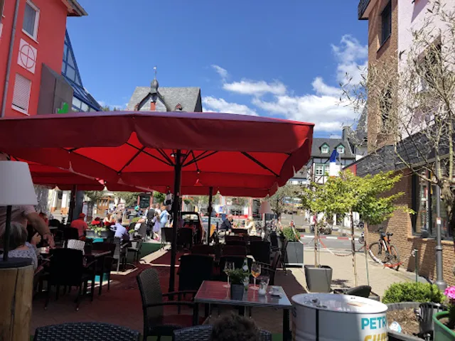 "Piazza Aviano" Restaurant im Herzen von Adenau