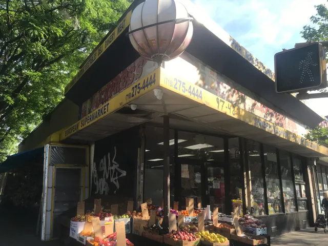 Romark Universal Food LLC