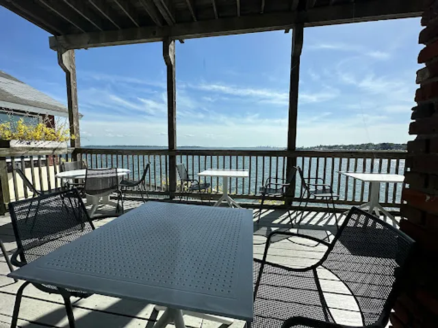 Anthony's Pier 4 Cafe