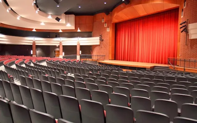 South Milwaukee Performing Arts Center