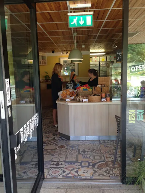 The Kiosk @ Coppet Hall Beach