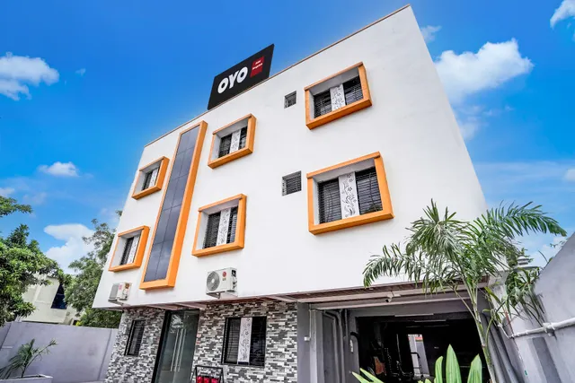 OYO Swagatam Hotel
