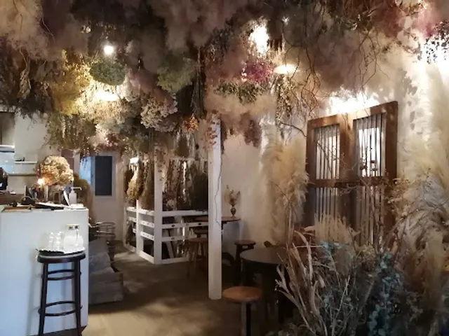 Cachette Kitashirakawa