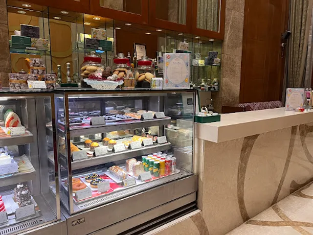 French Heart - The Pastry Lounge