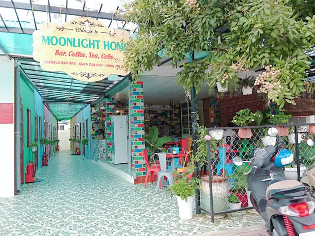Moonlight Hotel