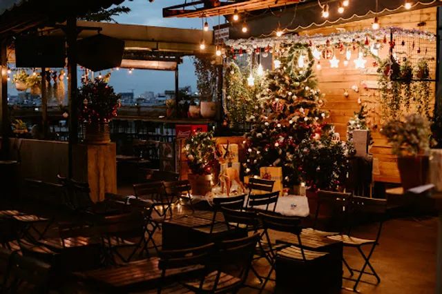 Chạng Vạng Rooftop