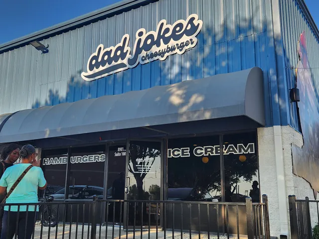 Dad Jokes Cheesyburger