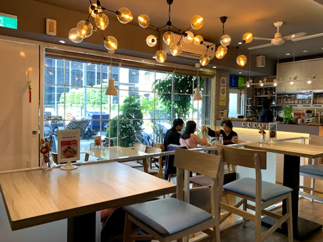 親食砌蔬食Café