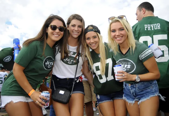 Island Tailgate - The Ultimate Tailgate Experience