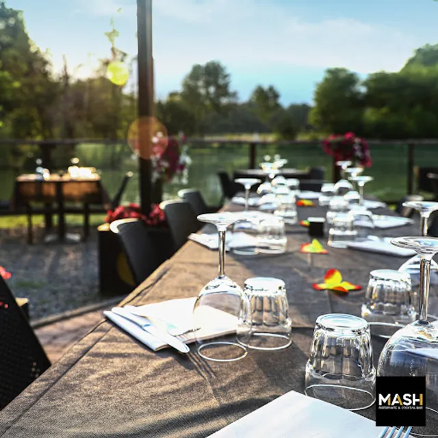 MASH Ristorante & Cocktail Bar