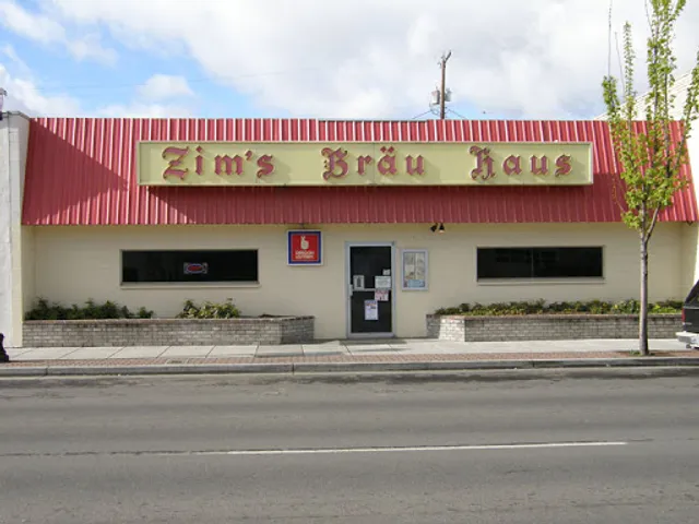 Zim's Sports Bar and Grill