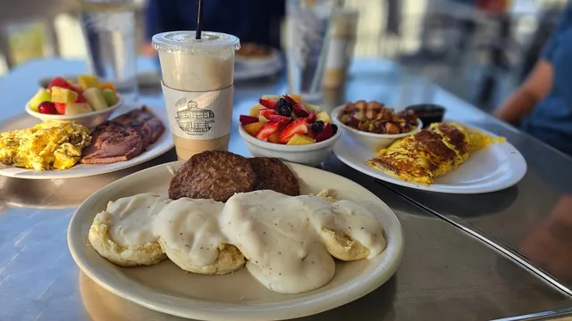 Schooner's Breakfast & Brunch