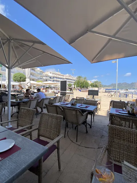 Smithy's Bar & Restaurant