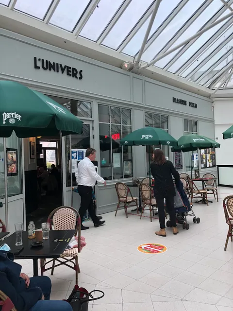 Centre Commercial Régional Place d'Arc