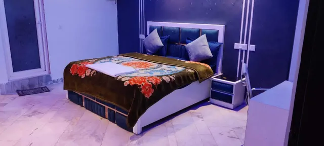 Hotel Royal palace 76309