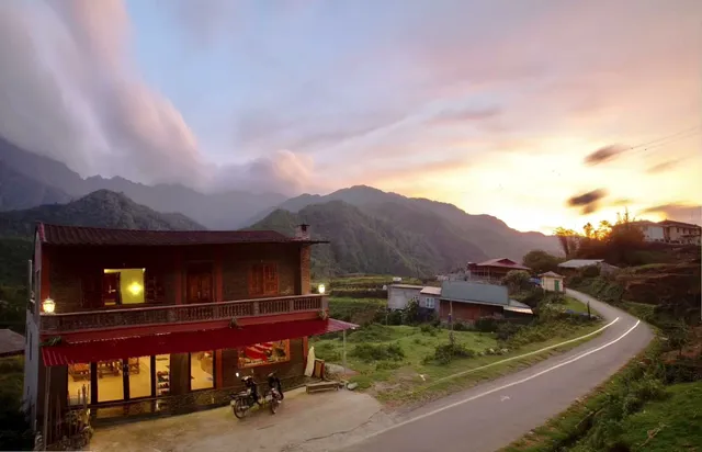 Stone Paradise Homestay