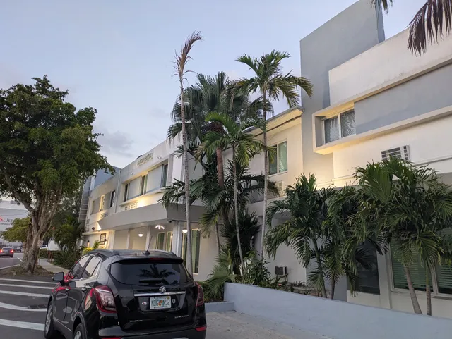 Runway Inn Miami Airport Hotel