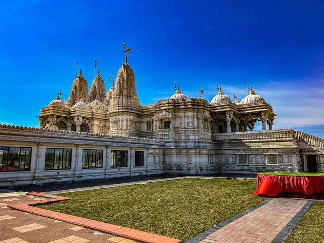 BAPS Shri Swaminarayan Mandir, Toronto