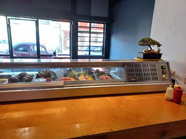 Oshiro Sushi Gourmet