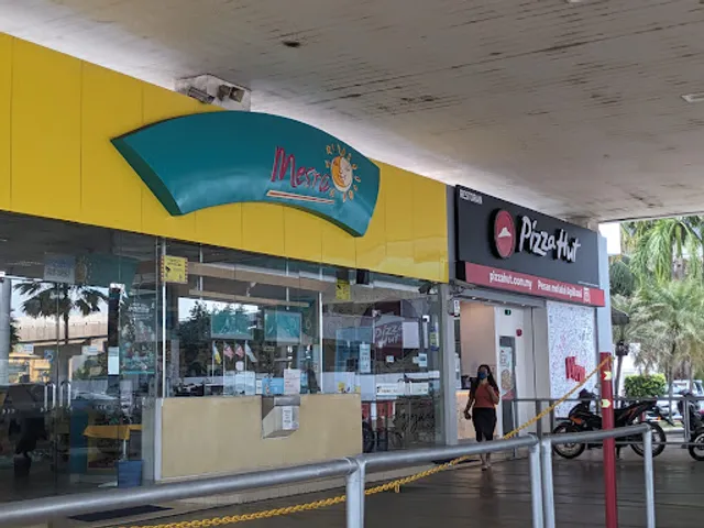 Pizza Hut Delivery Petronas Sunway BKE