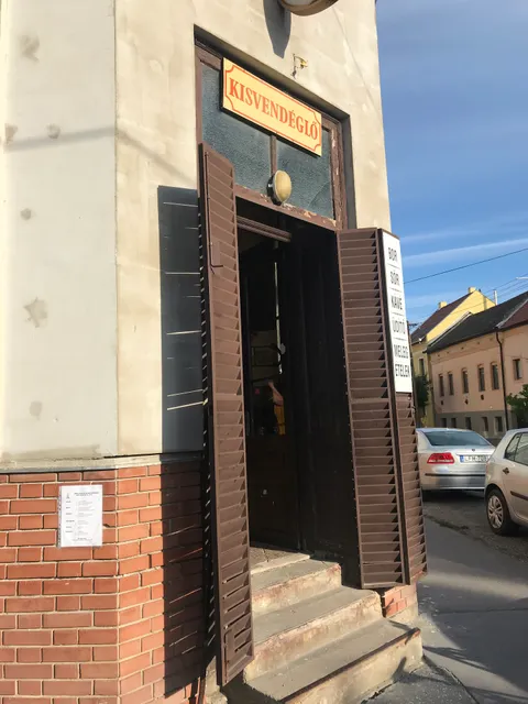 Móra Poharazó és Kisvendéglő