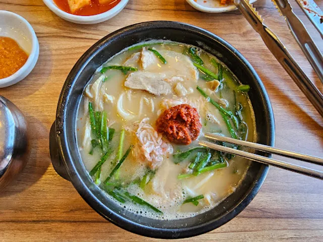 시골한방돼지국밥