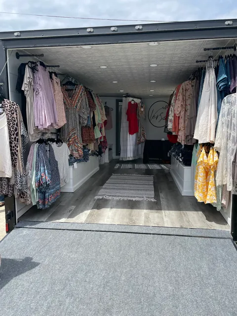 Versa Clothing Company