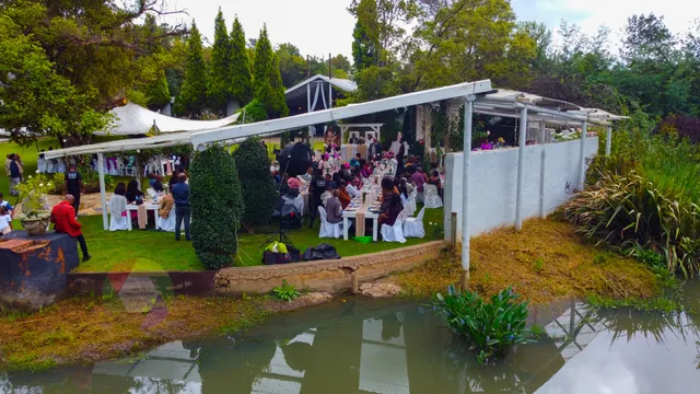 The Overnight- Bed & Breakfast