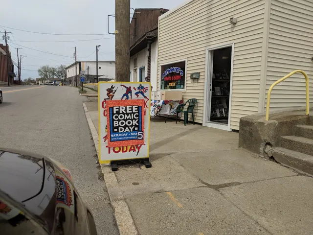 Bennie's Comic Books & Sports Cards