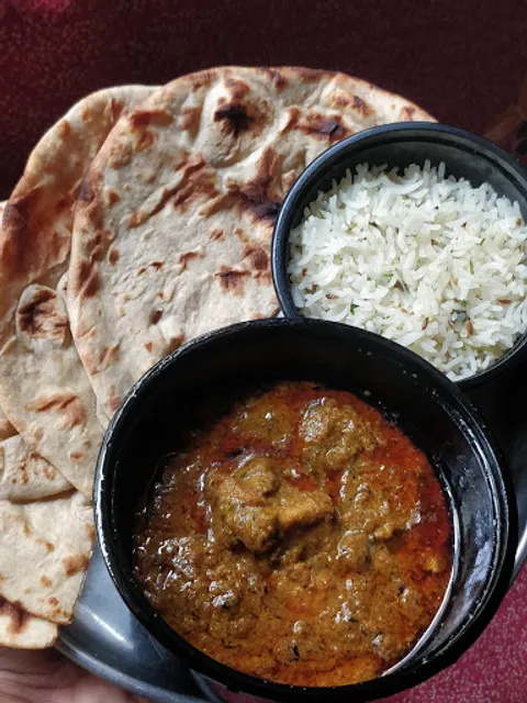 Svezza - Multibrand Restaurant