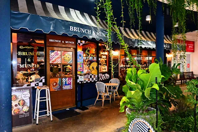 Brunch & Munch