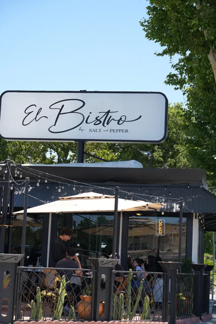 El bistro by Salt and Pepper Tracy