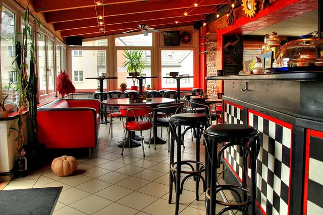 Seps Cafe Bar - Cham