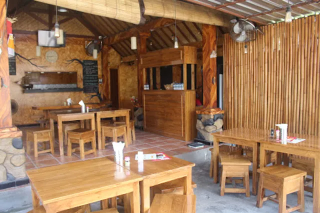 Warung Nelayan Bambu PP