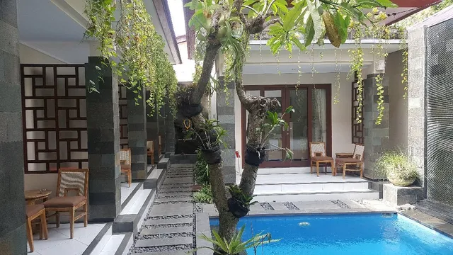 Nyaman Guest House